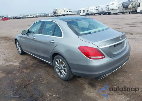 2015 Mercedes-Benz C 300 4Matic from USA, damaged, VIN 55SWF4KB1FU095272